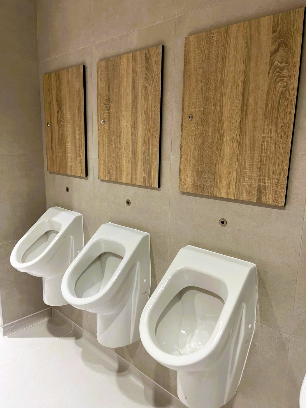 Bespoke lockable urinal IPS panels in woodgrain finish