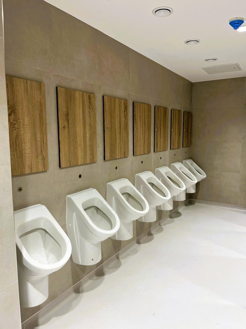 IPS panelling to WC areas in airport washroom