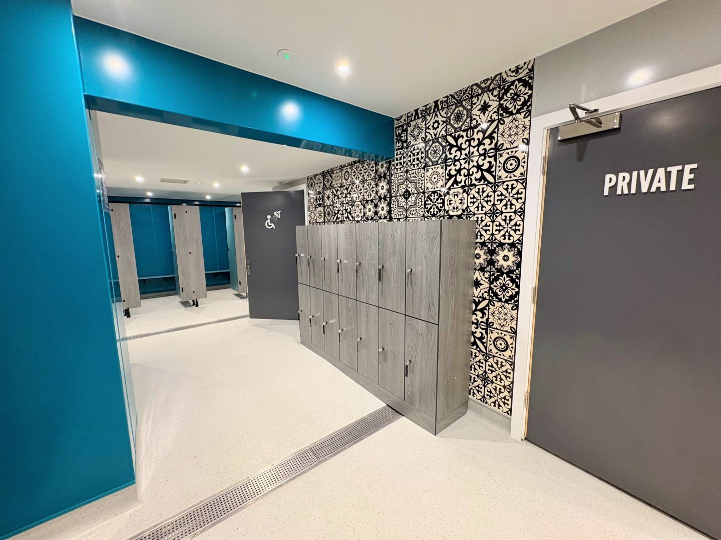 Commercial lockers coordinated with Mirage washroom cubicles