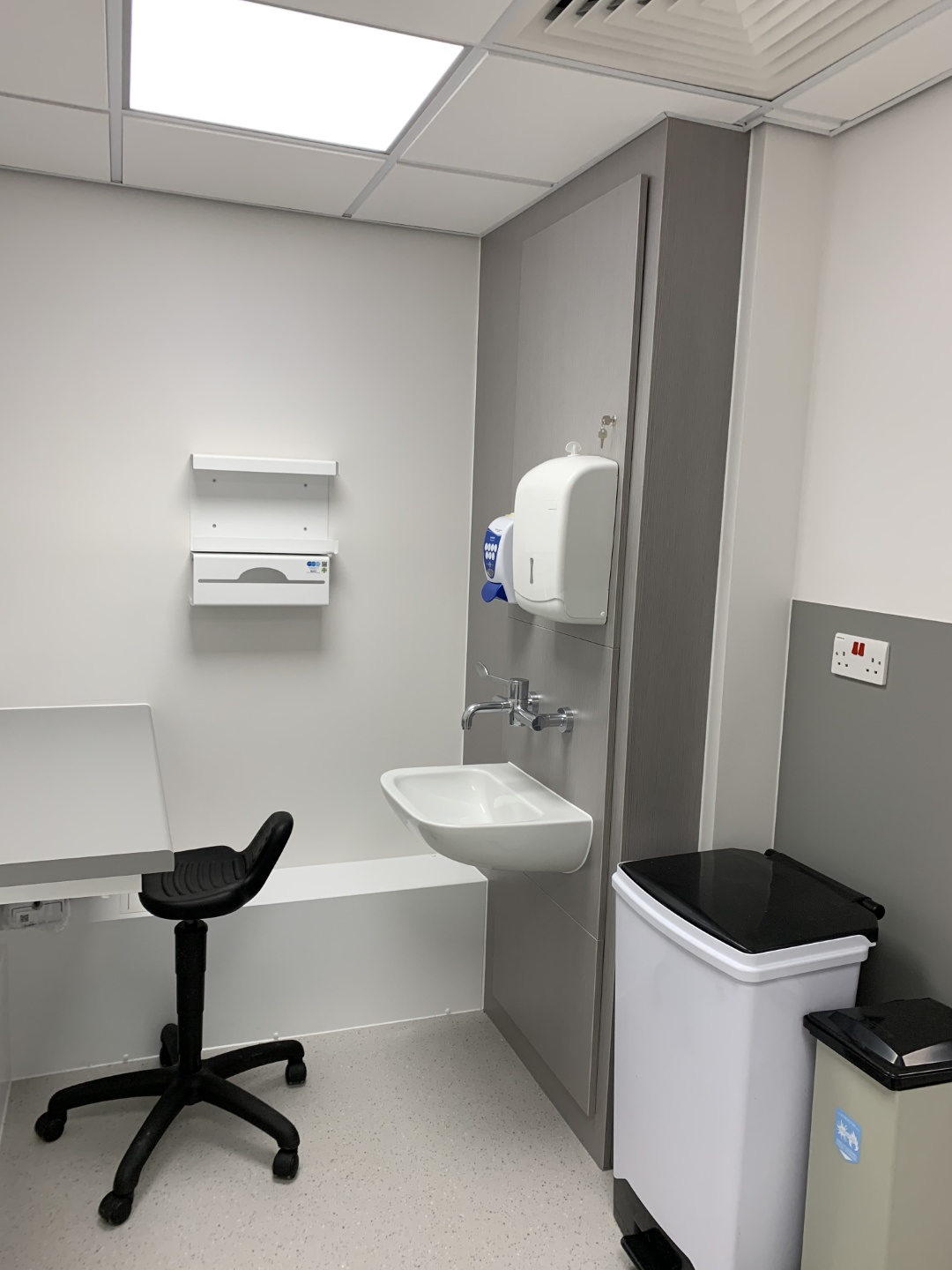medical sink ips